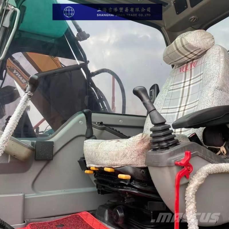 Volvo EC 150 Гусеничні екскаватори