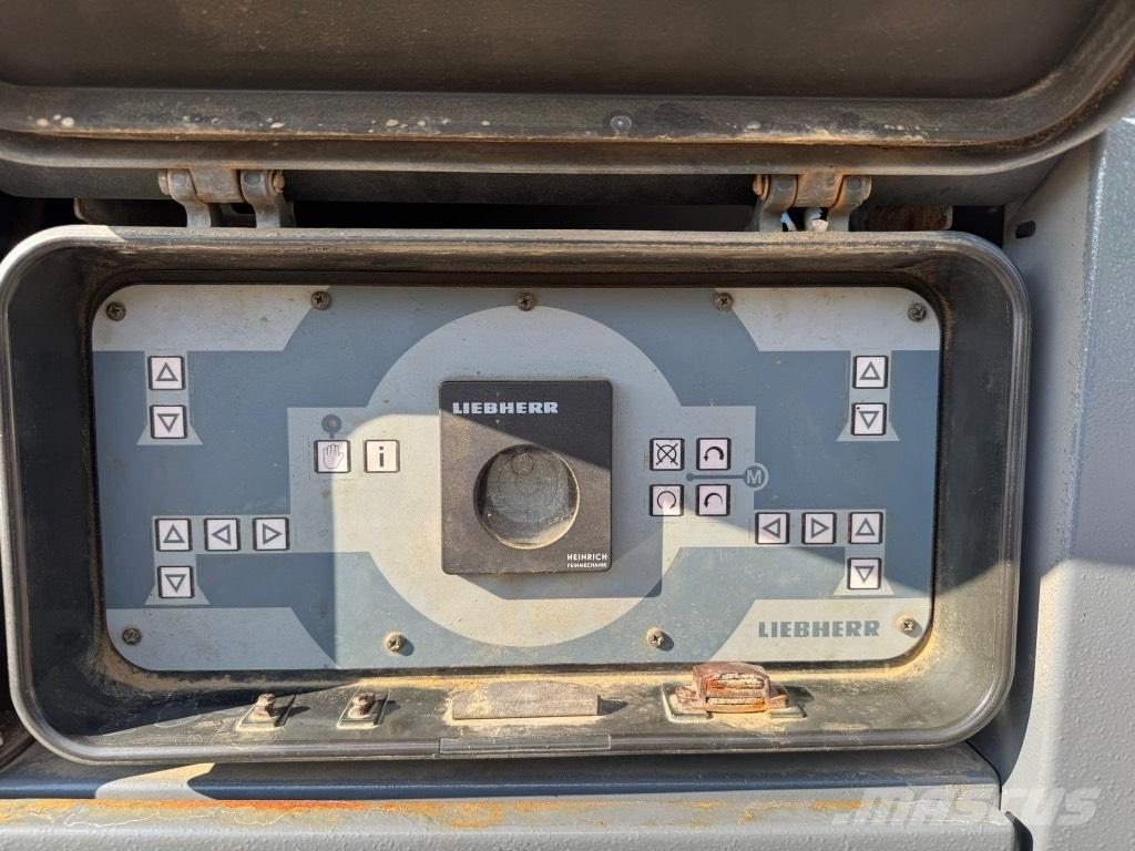 Liebherr LTM 1030-2 автокрани