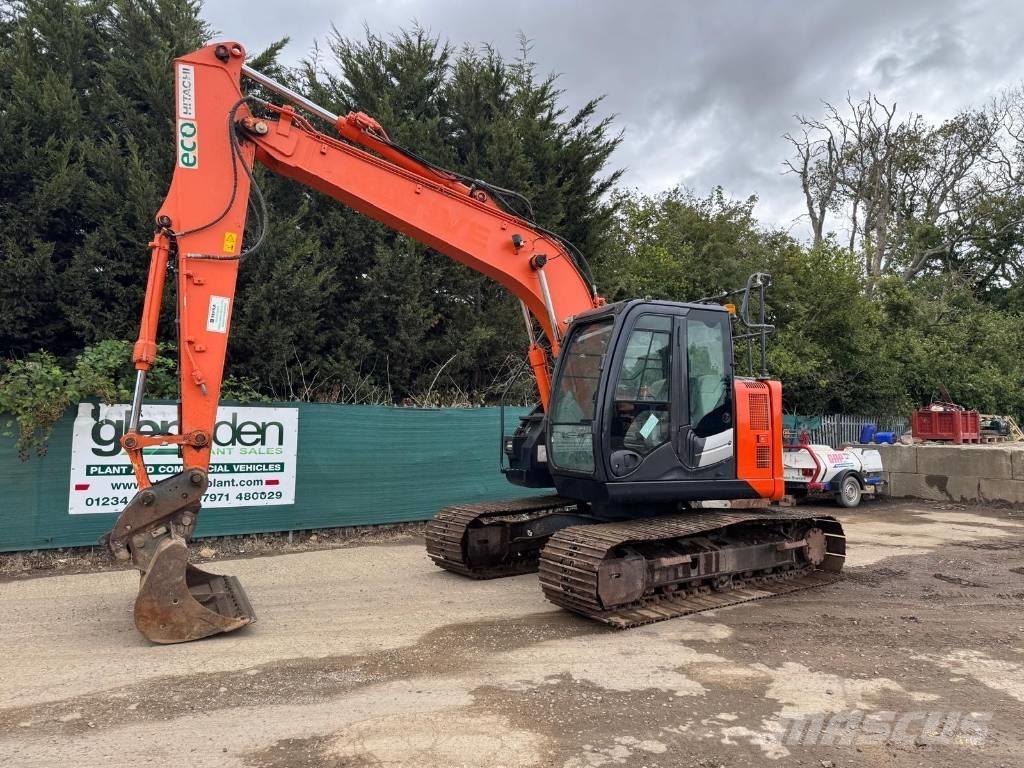 Hitachi ZX 135 US-5B Гусеничні екскаватори