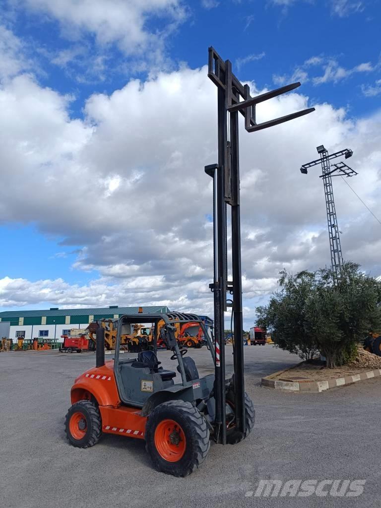 Ausa C 300 H Навантажувачі підвищеної прохідності