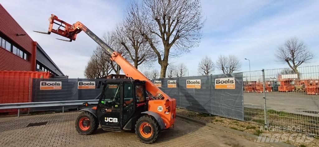JCB 525-60 T4 F Телескопічні навантажувачі
