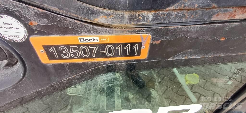 JCB 525-60 T4 F Телескопічні навантажувачі