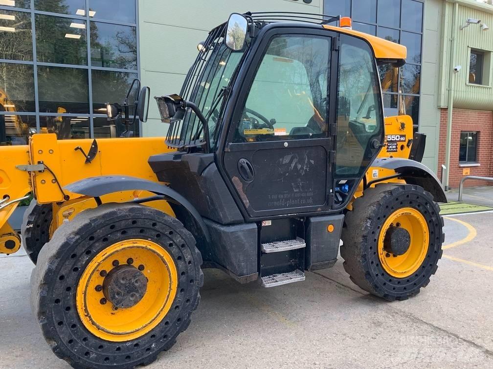 JCB 550-80 Телескопічні навантажувачі