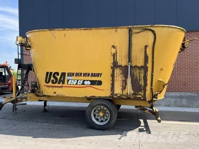  USA 850CF Завантажувачі змішувальних машин