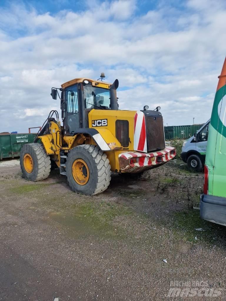 JCB 437 HT Фронтальні навантажувачі