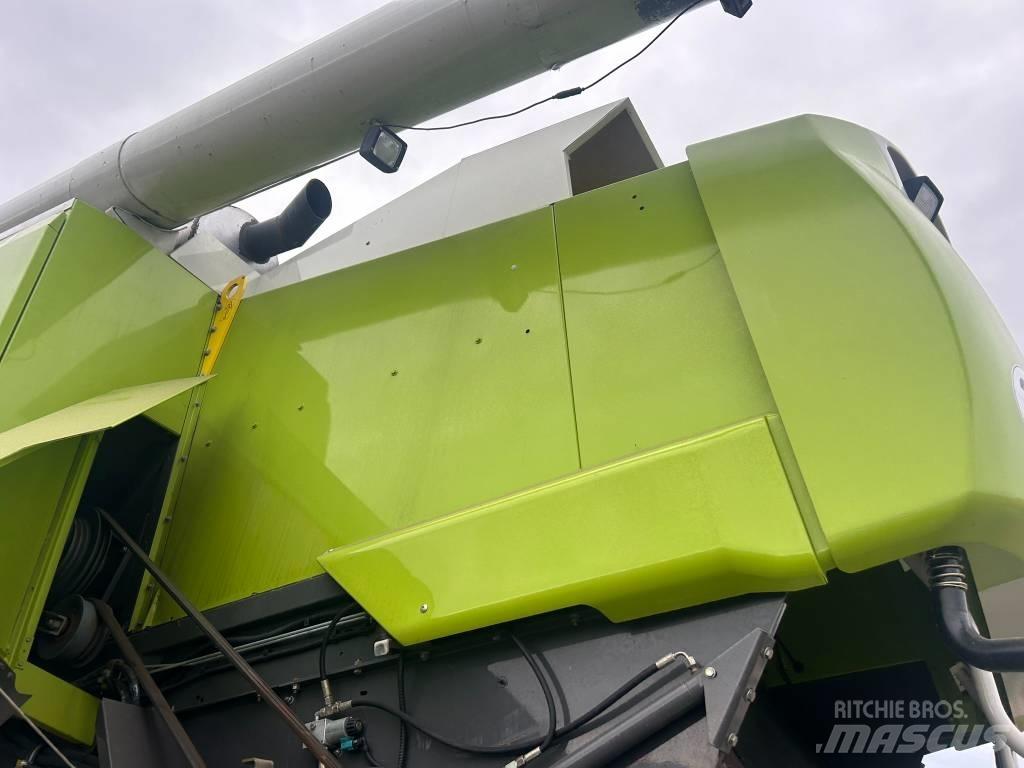 CLAAS Lexion 600 Зернозбиральні комбайни