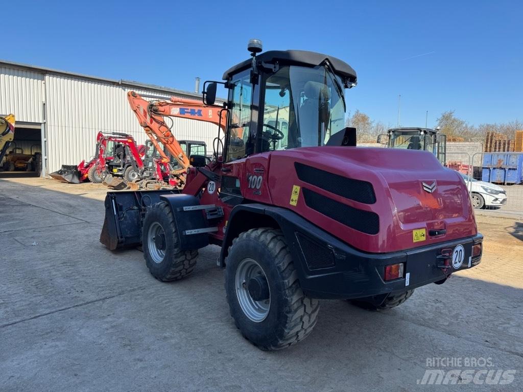 Yanmar V100 (00757) Фронтальні навантажувачі