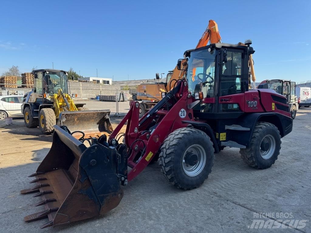 Yanmar V100 (00757) Фронтальні навантажувачі