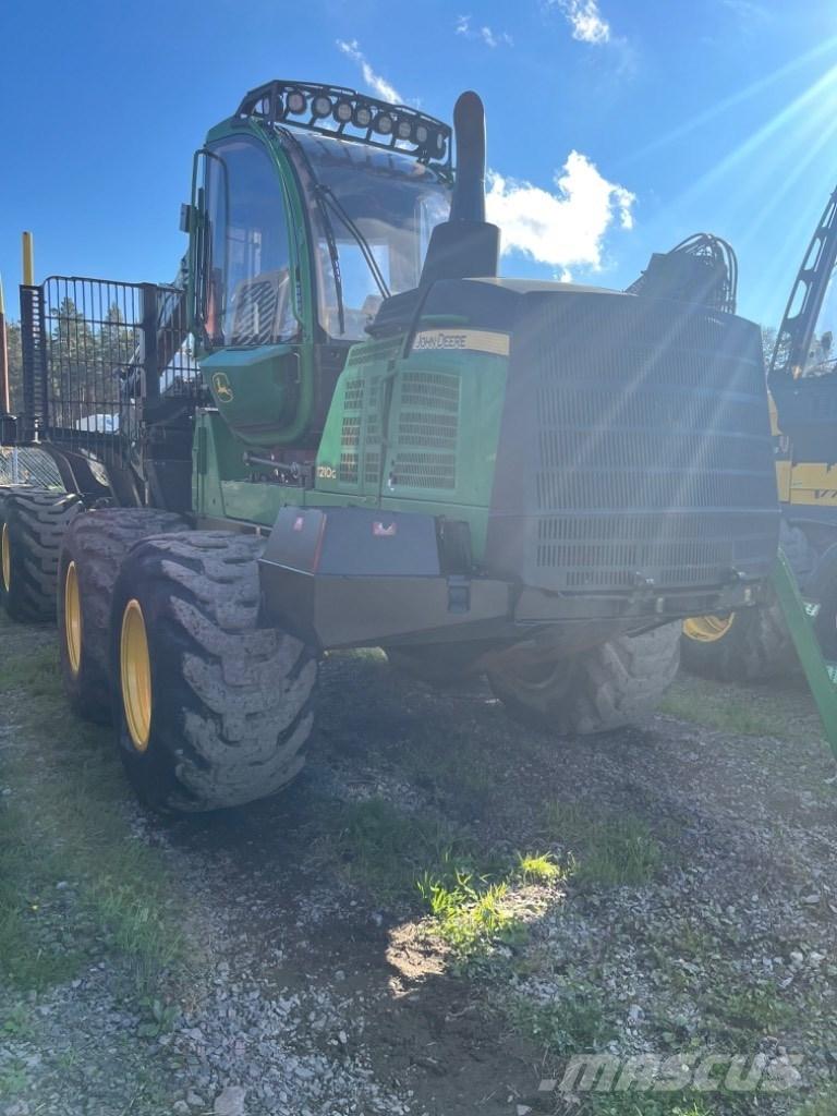 John Deere 1210G Форвардери
