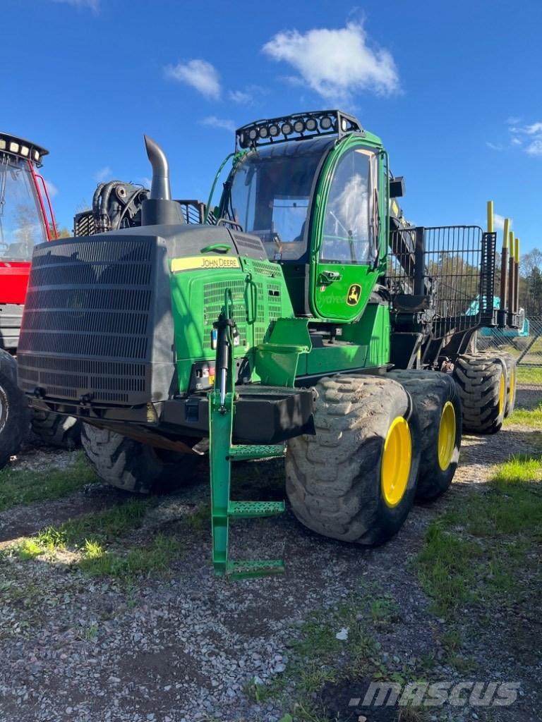 John Deere 1210G Форвардери