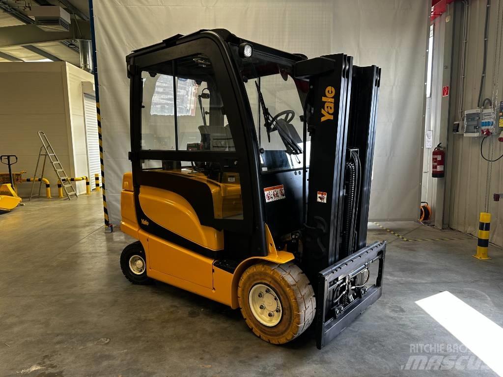 Yale ERP35VL Електронавантажувачі
