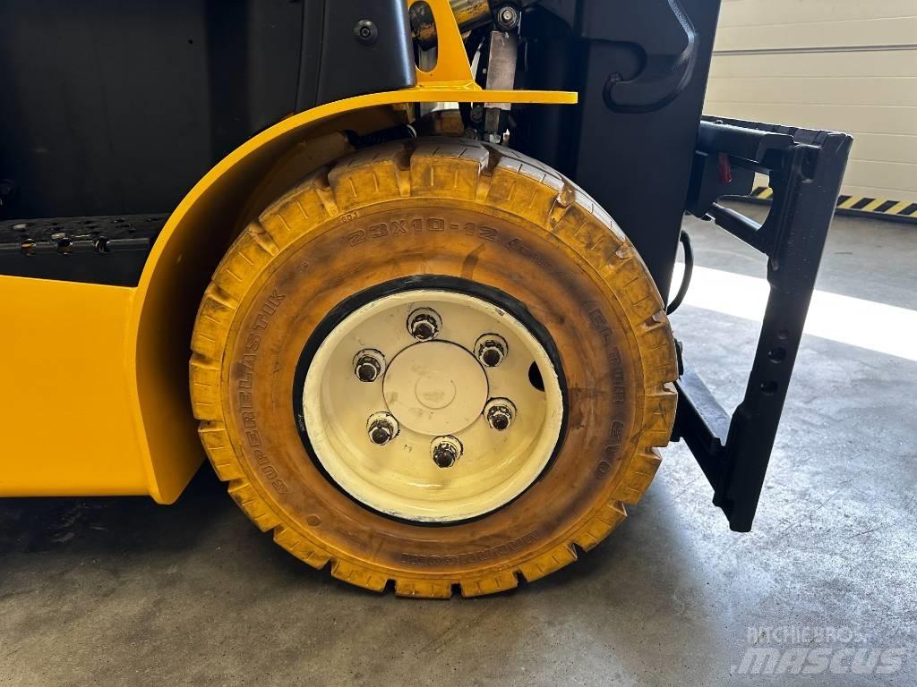 Yale ERP35VL Електронавантажувачі