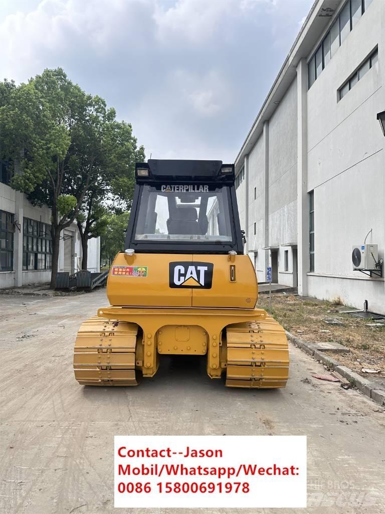 CAT D5K Гусеничні бульдозери