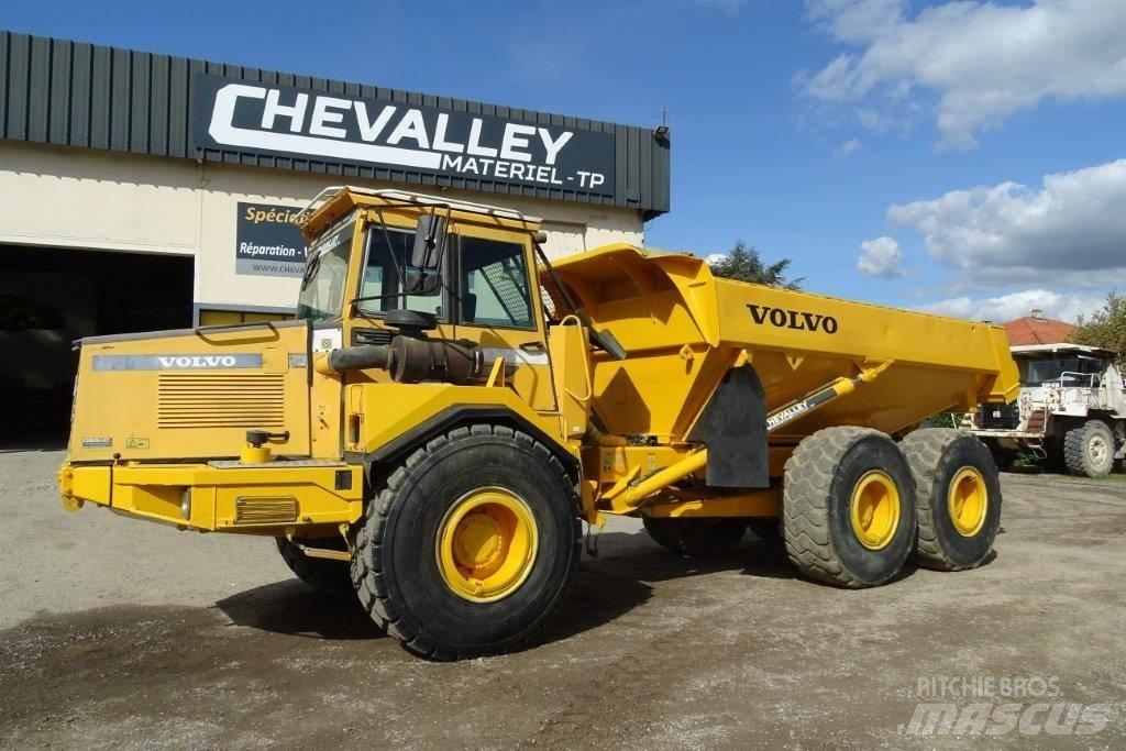 Volvo A 25 C Зчленовані самоскиди