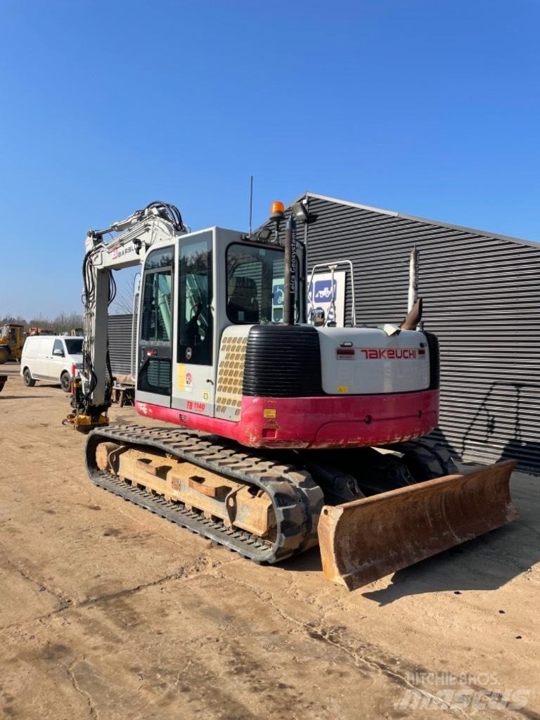 Takeuchi TB 1140 Гусеничні екскаватори