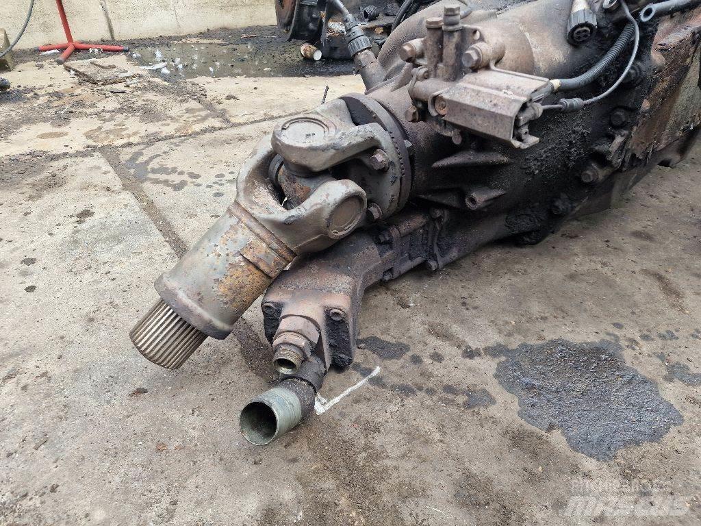 Volvo D12C380 Двигуни
