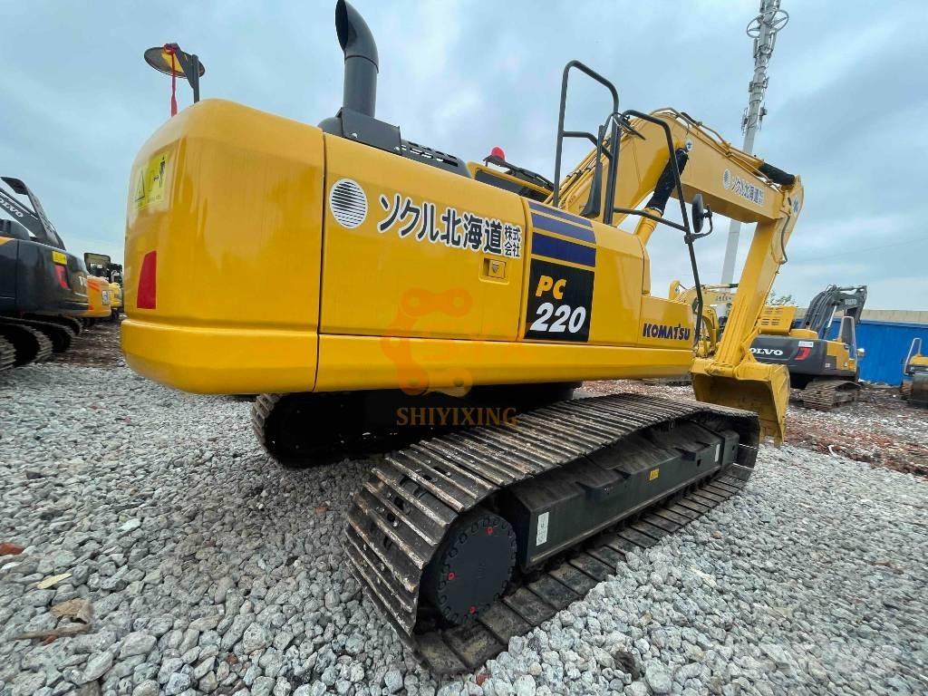 Komatsu PC 220-8M0 Гусеничні екскаватори