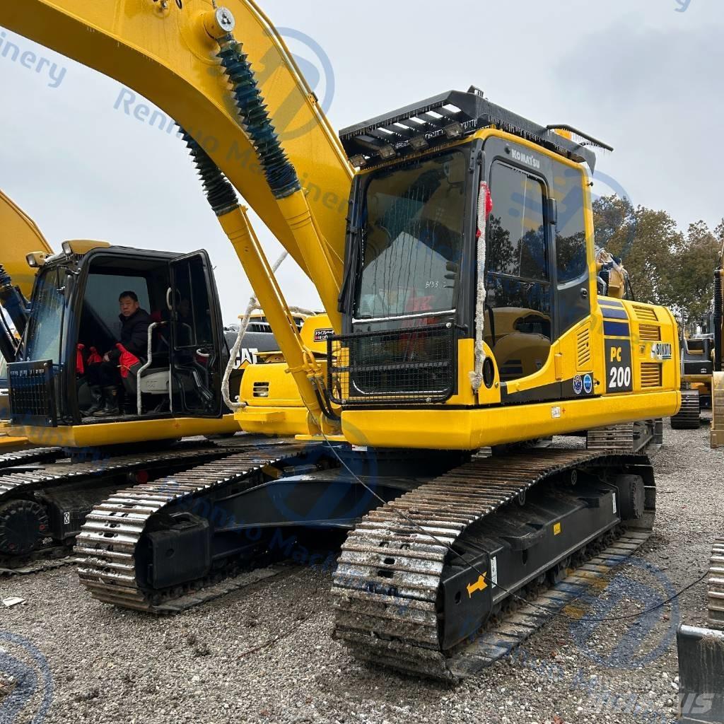 Komatsu PC200-8 Гусеничні екскаватори