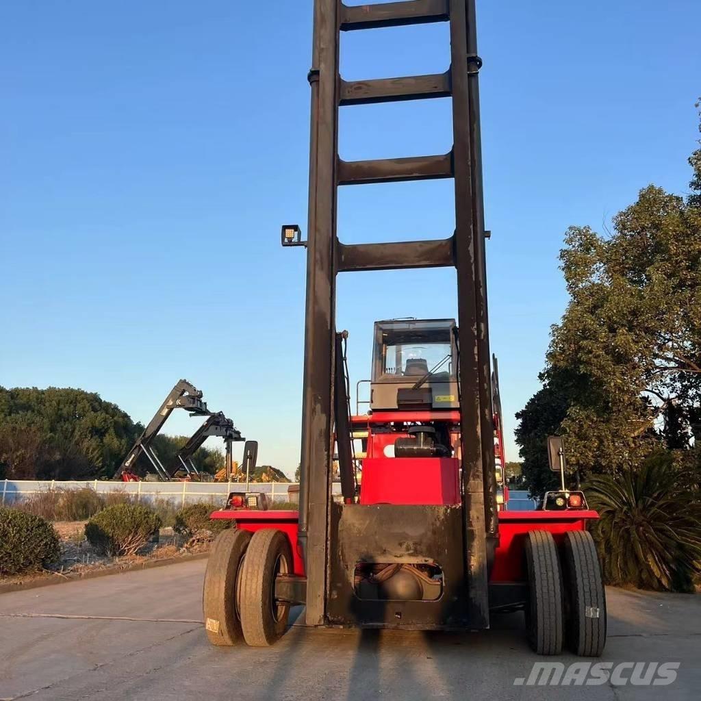 Kalmar DCE 80-45 E7 Телескопічні навантажувачі