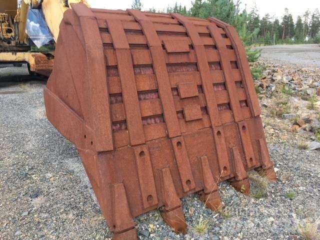 Komatsu PC 1000-1 Гусеничні екскаватори