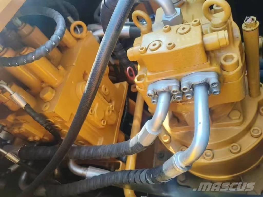 Sany 235C Гусеничні екскаватори