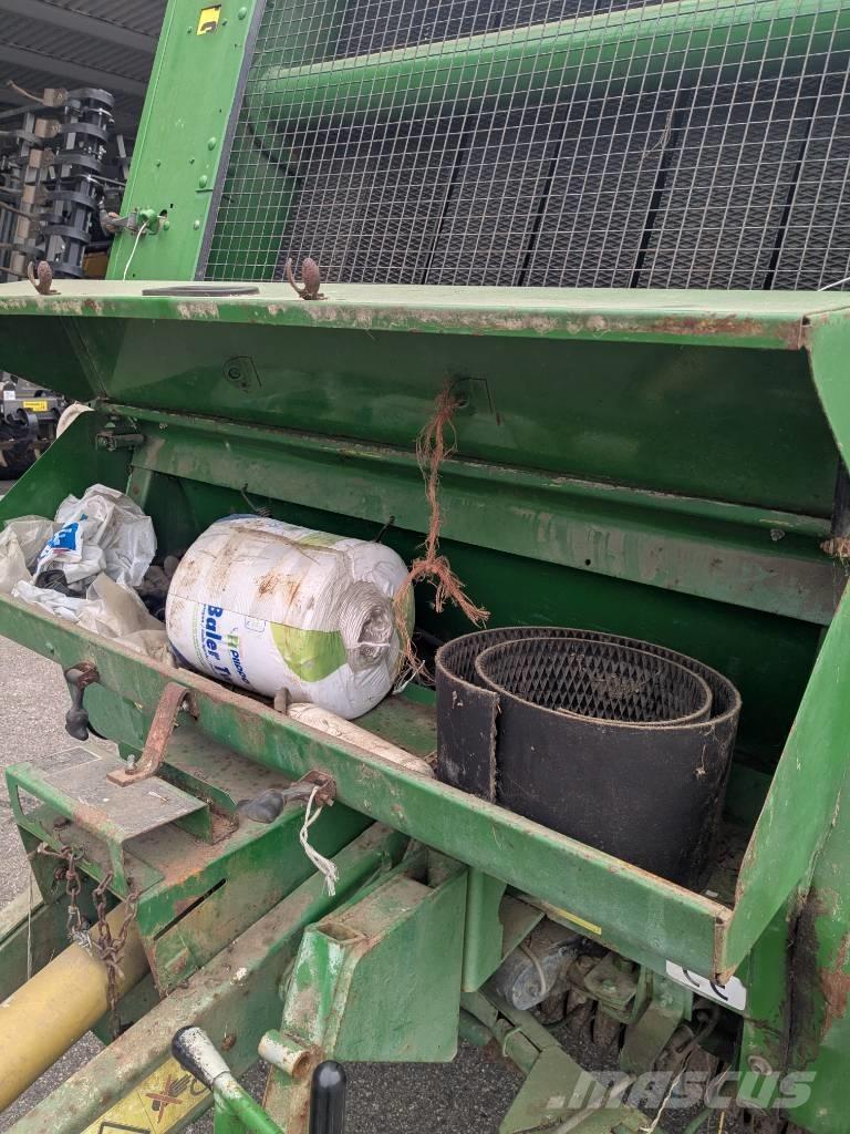John Deere 580 Рулонні прес-підбирачі