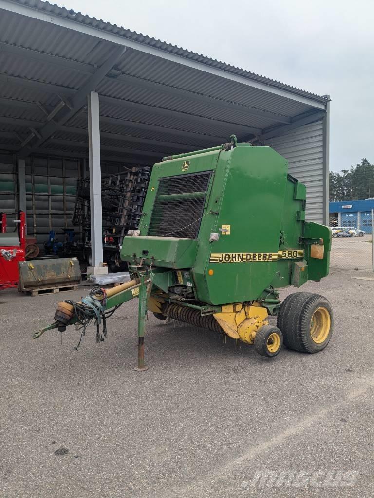 John Deere 580 Рулонні прес-підбирачі