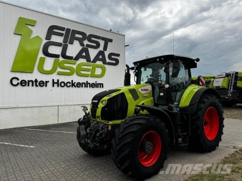CLAAS AXION 870 Трактори