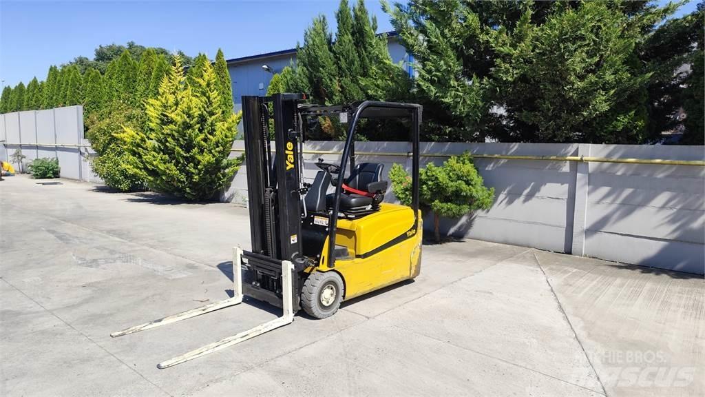 Yale ERP16 VT Електронавантажувачі