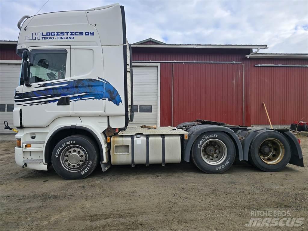 Scania R560 Тягачі