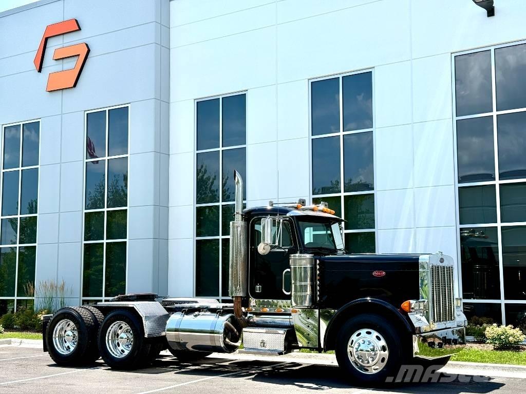 Peterbilt 379 Тягачі
