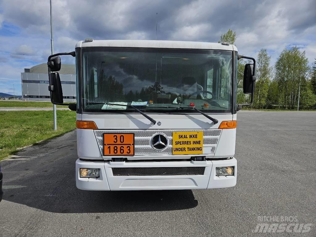 Mercedes-Benz Econic Вантажівки-цистерни