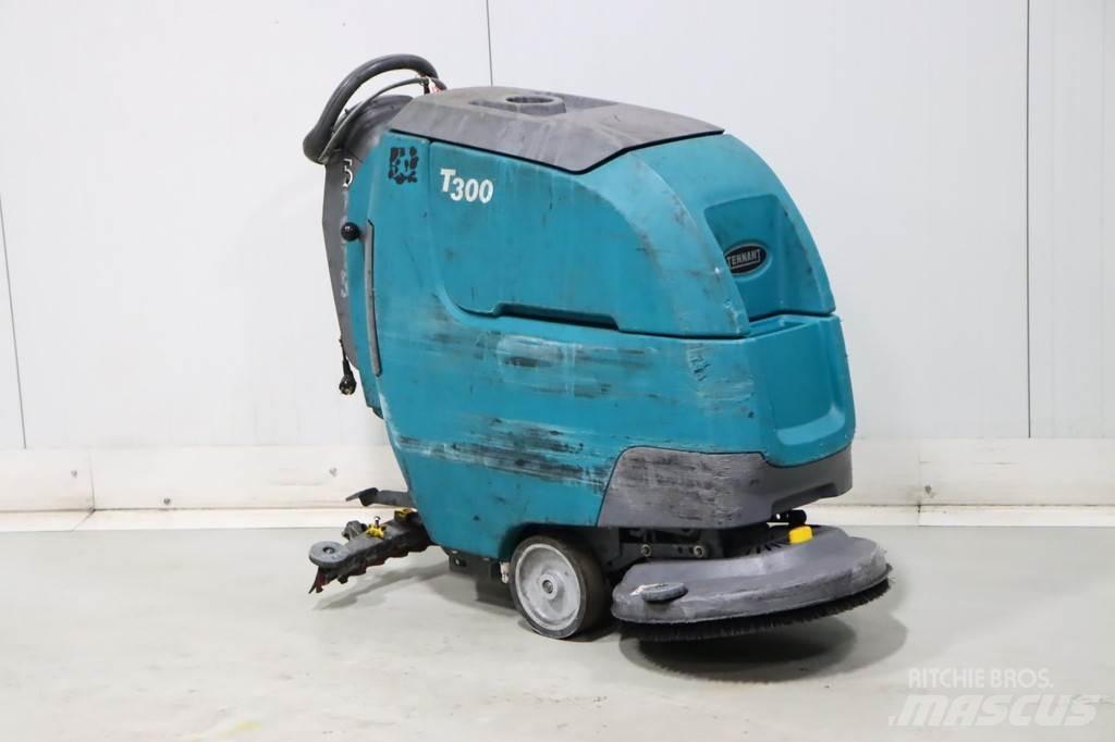 Tennant T300 Підмітальні машини
