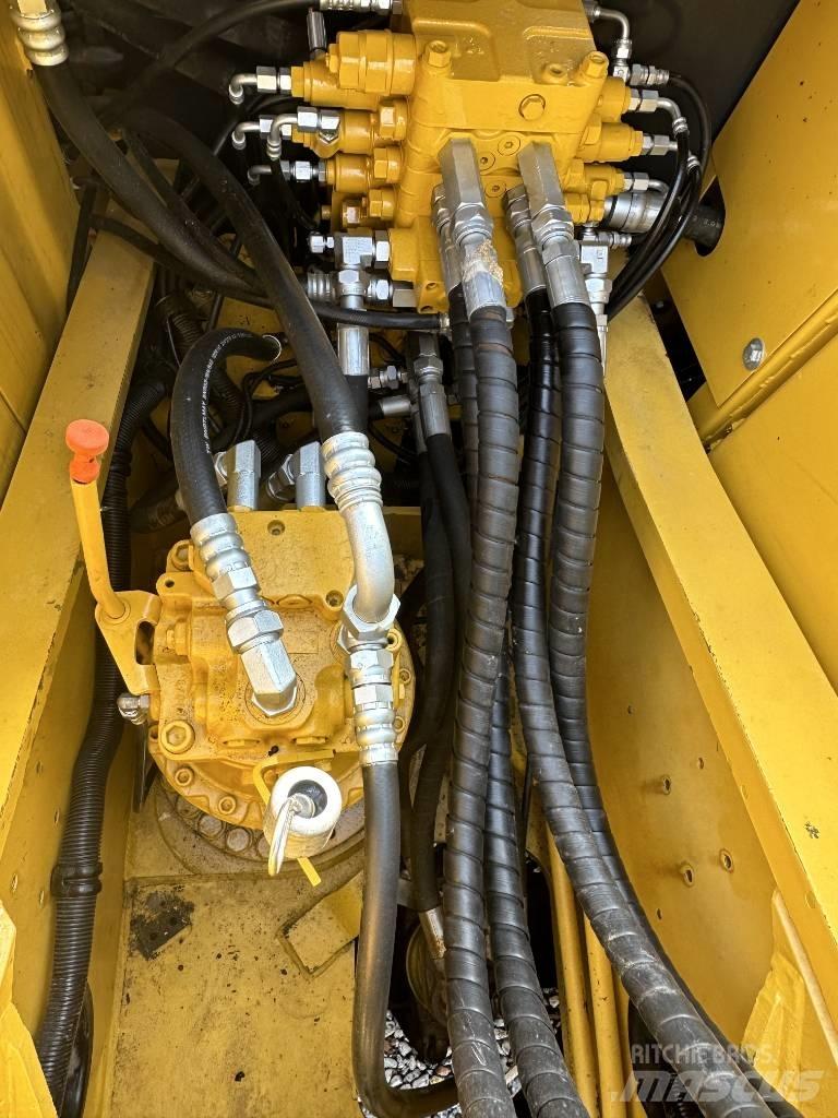 Komatsu PC 160 Гусеничні екскаватори