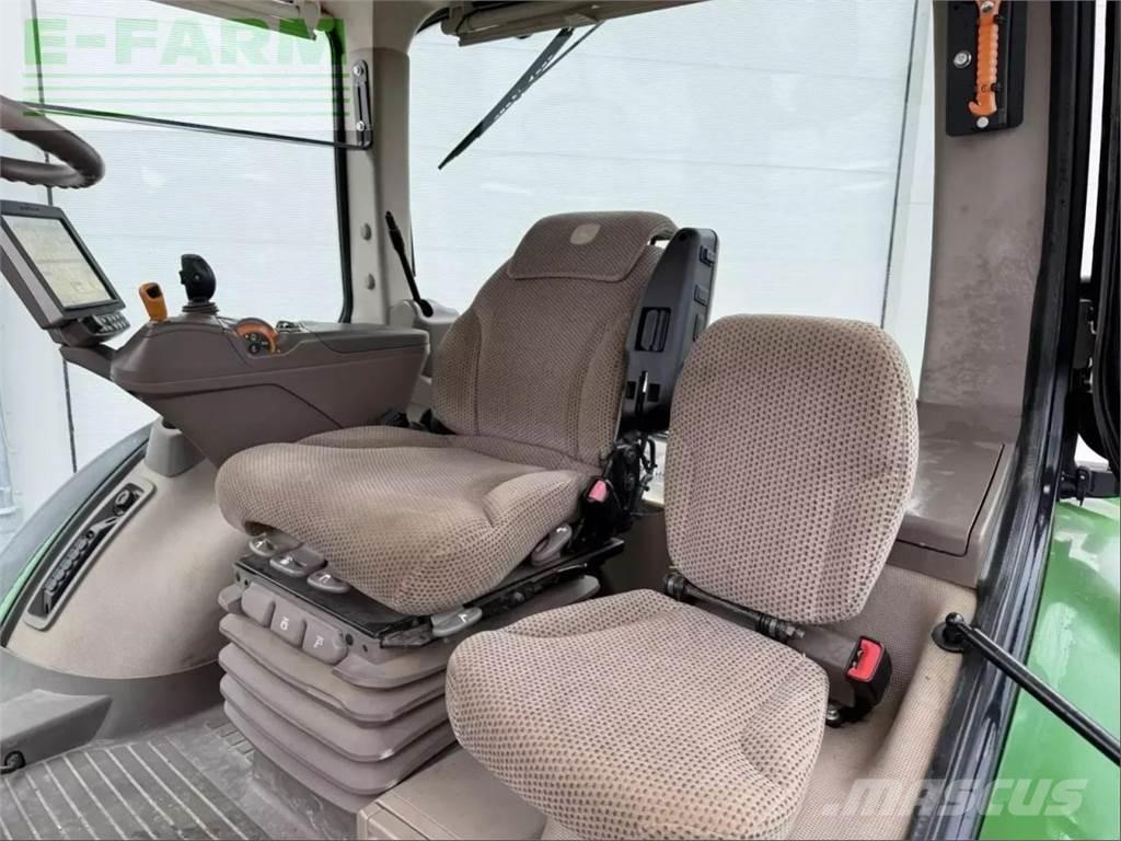 John Deere 8320 r Трактори