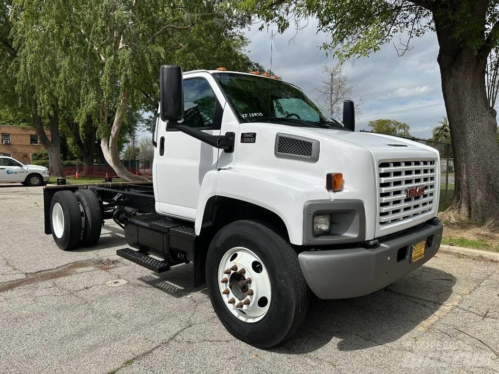 GMC Topkick C 6500 Шасі з кабіною