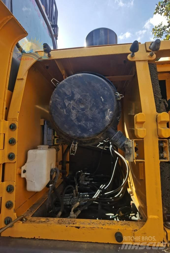 Volvo EC 240 Гусеничні екскаватори