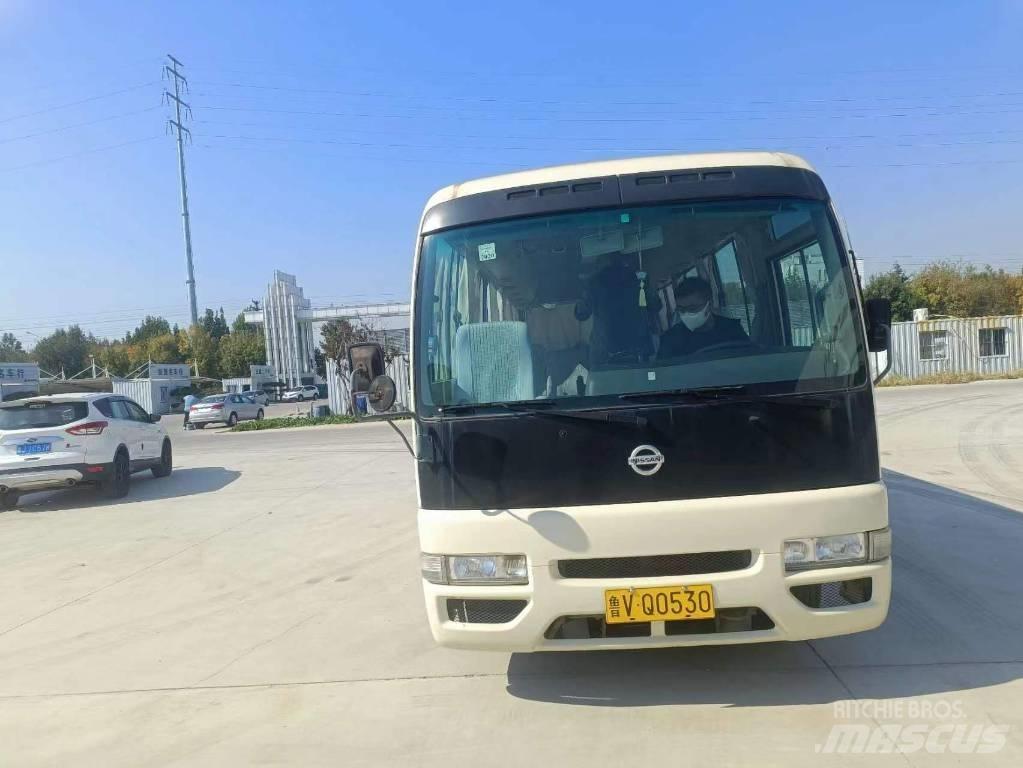 Nissan Civilian Міжміські автобуси