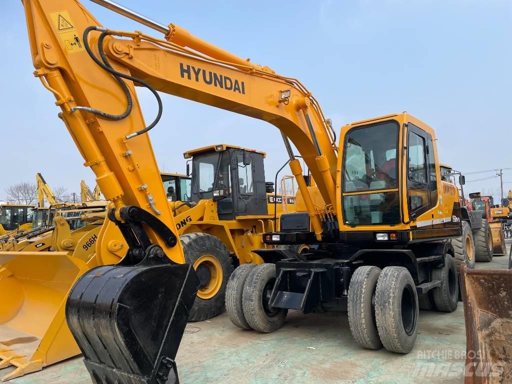 Hyundai R 150 W-9 Гусеничні екскаватори