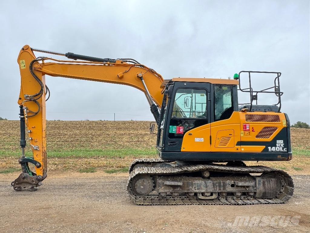 Hyundai HX140 LC Гусеничні екскаватори