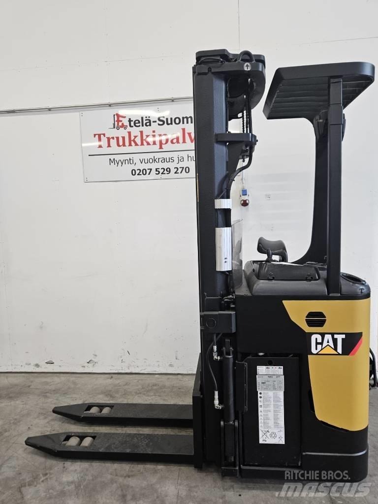 CAT NSR20N Самохідні електроштабелери