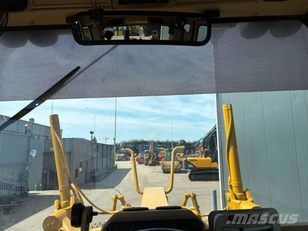 CAT 140H Грейдери