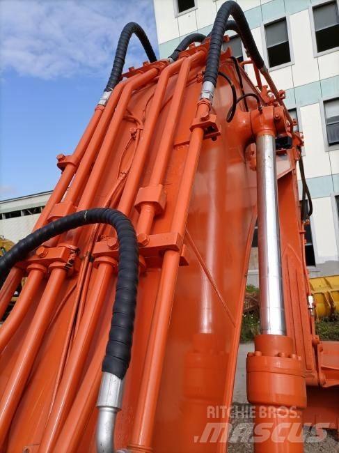 Doosan DX 300 Гусеничні екскаватори