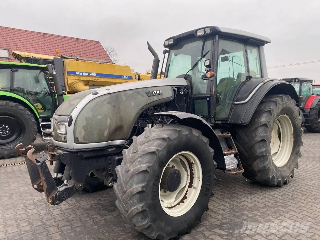 Valtra T 161 Трактори