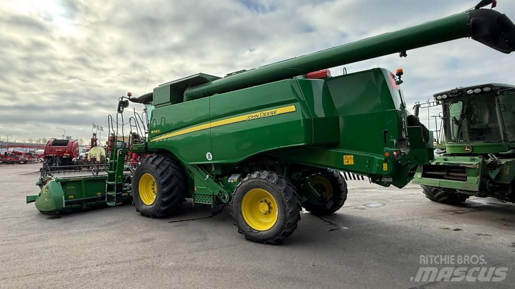 John Deere W 540 Зернозбиральні комбайни