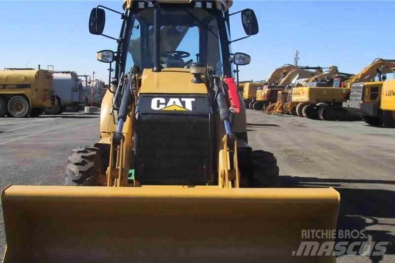 CAT 428F Екскаватори-навантажувачі
