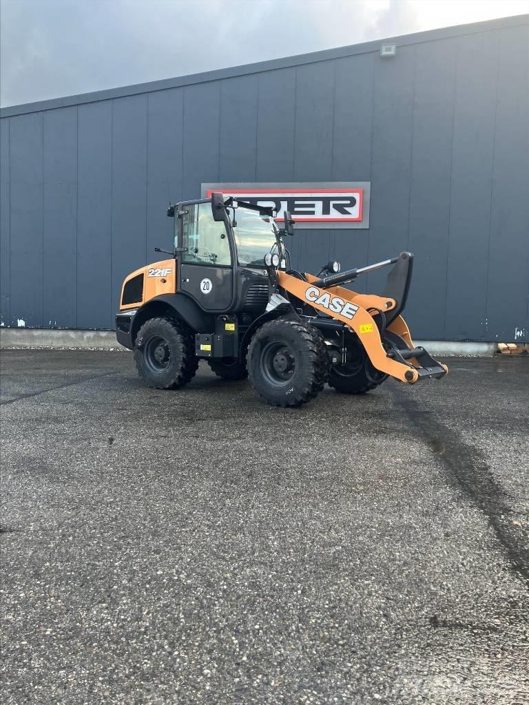 CASE 221F Evo Фронтальні навантажувачі