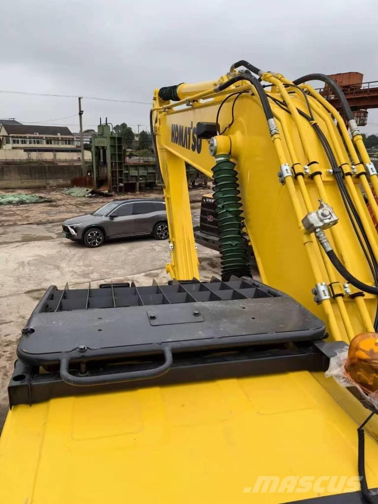 Komatsu PC 220 LC-8 Гусеничні екскаватори