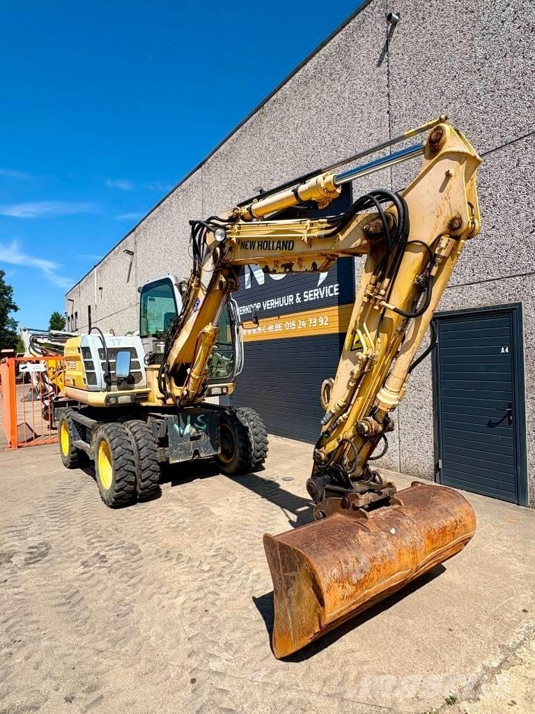 New Holland MH 2.6 Колісні екскаватори