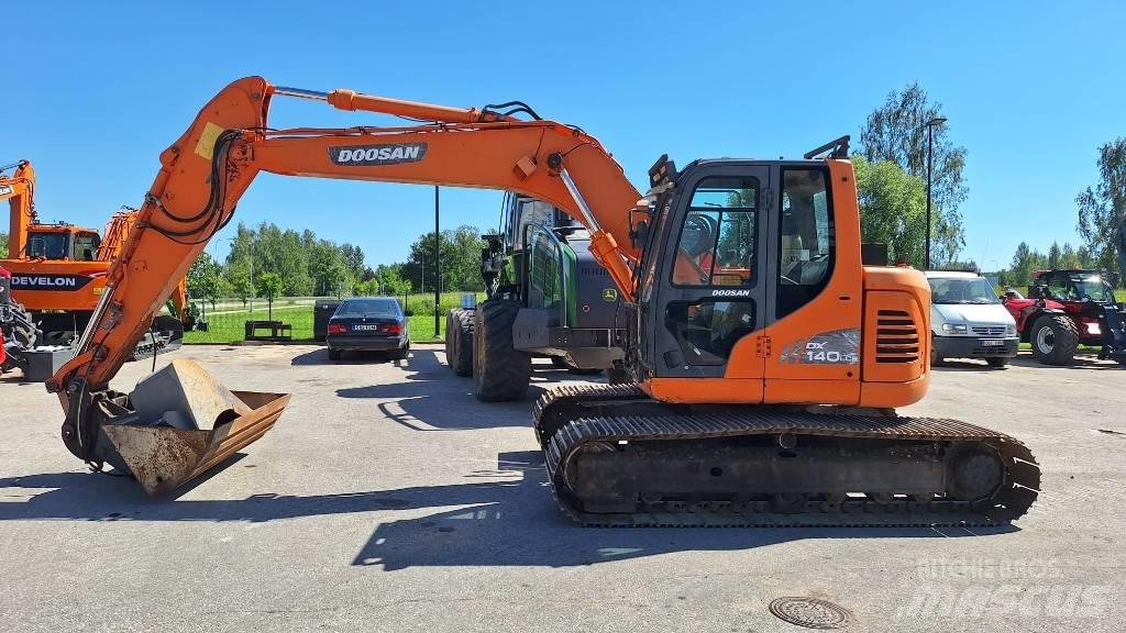 Doosan DX 140 LCR Гусеничні екскаватори